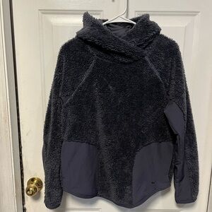 Nike charcoal gray soft fluffy fleece Performance Hoodie